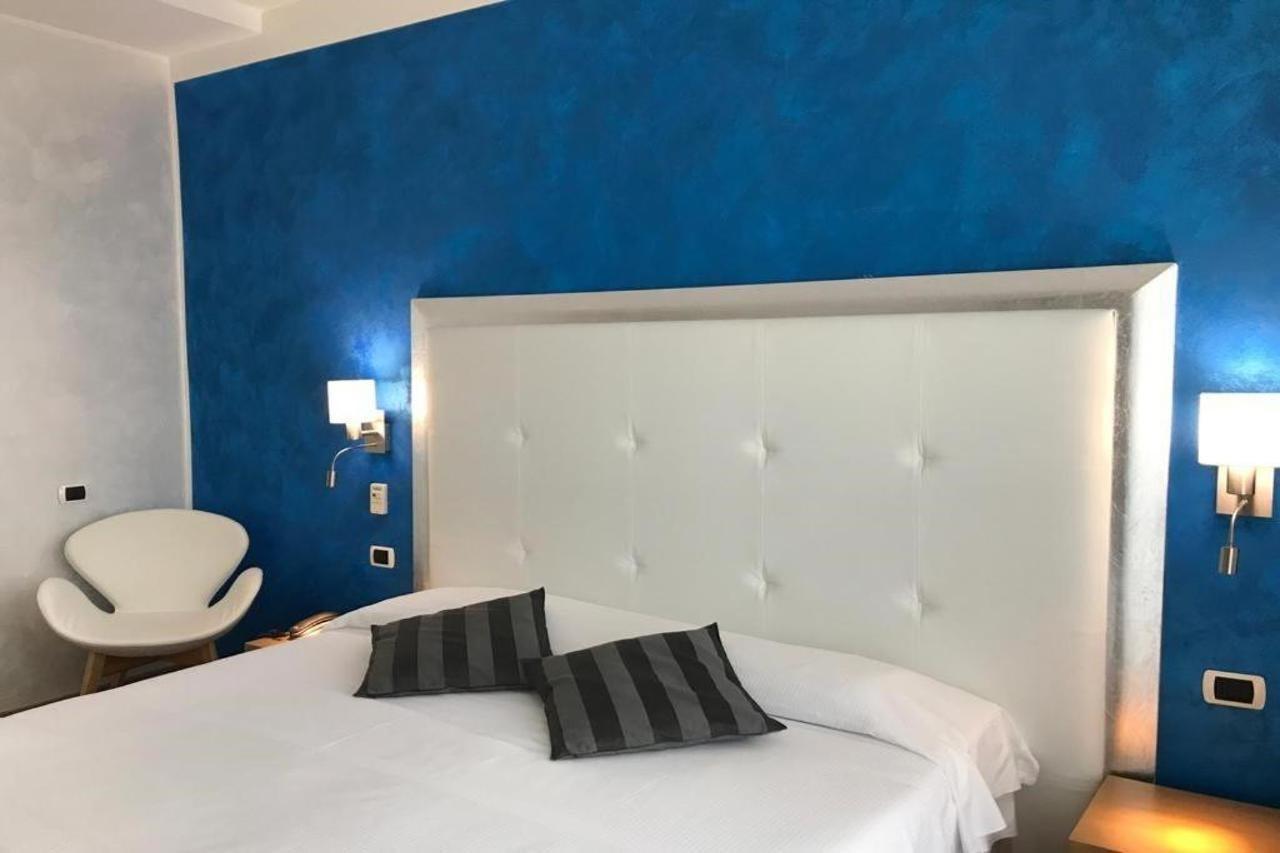 Hotel Europa Падуа Екстериор снимка