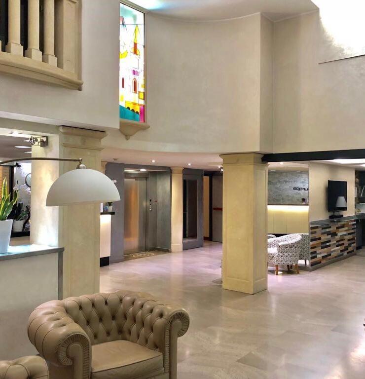 Hotel Europa Падуа Екстериор снимка