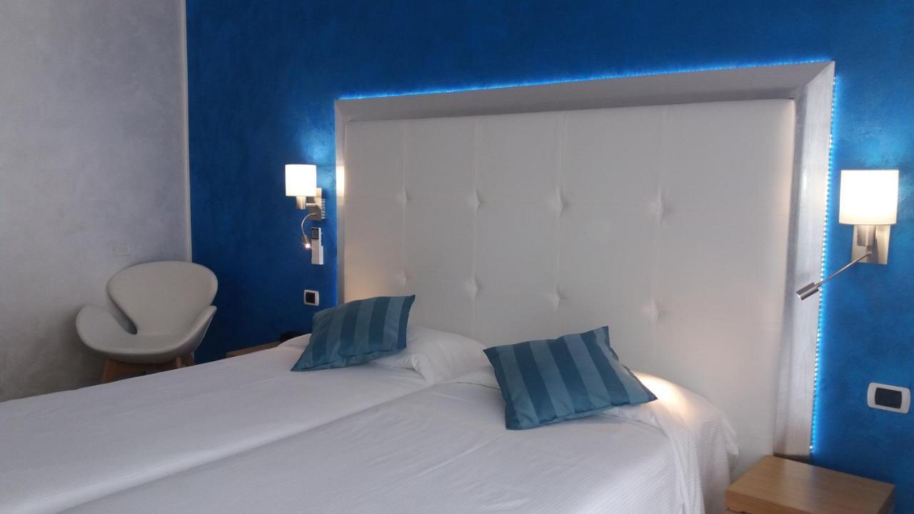 Hotel Europa Падуа Екстериор снимка